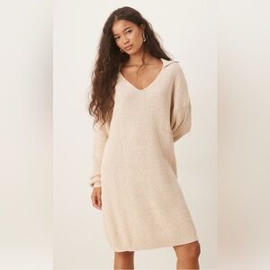 Glamorous Oatmeal Knit V-Neck Midi Dress